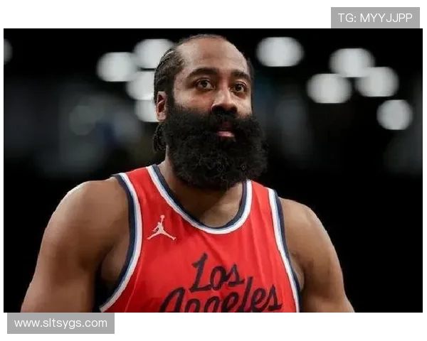 詹姆斯·哈登：从全能得分手到新时代篮球风向标的成长之路