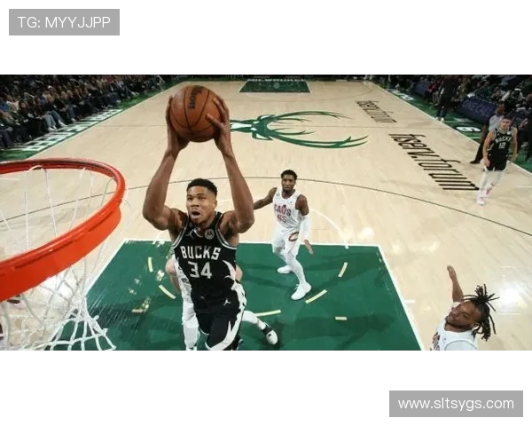 密尔沃基雄鹿全力冲击新赛季冠军打造最具统治力球队阵容