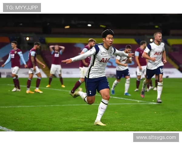 凯恩的传奇之路：从年轻天才到足球世界的巨星之旅