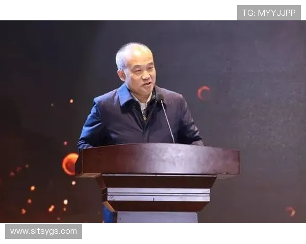 张昊的成长之路：从普通少年到卓越人才的奋斗历程与心路历程